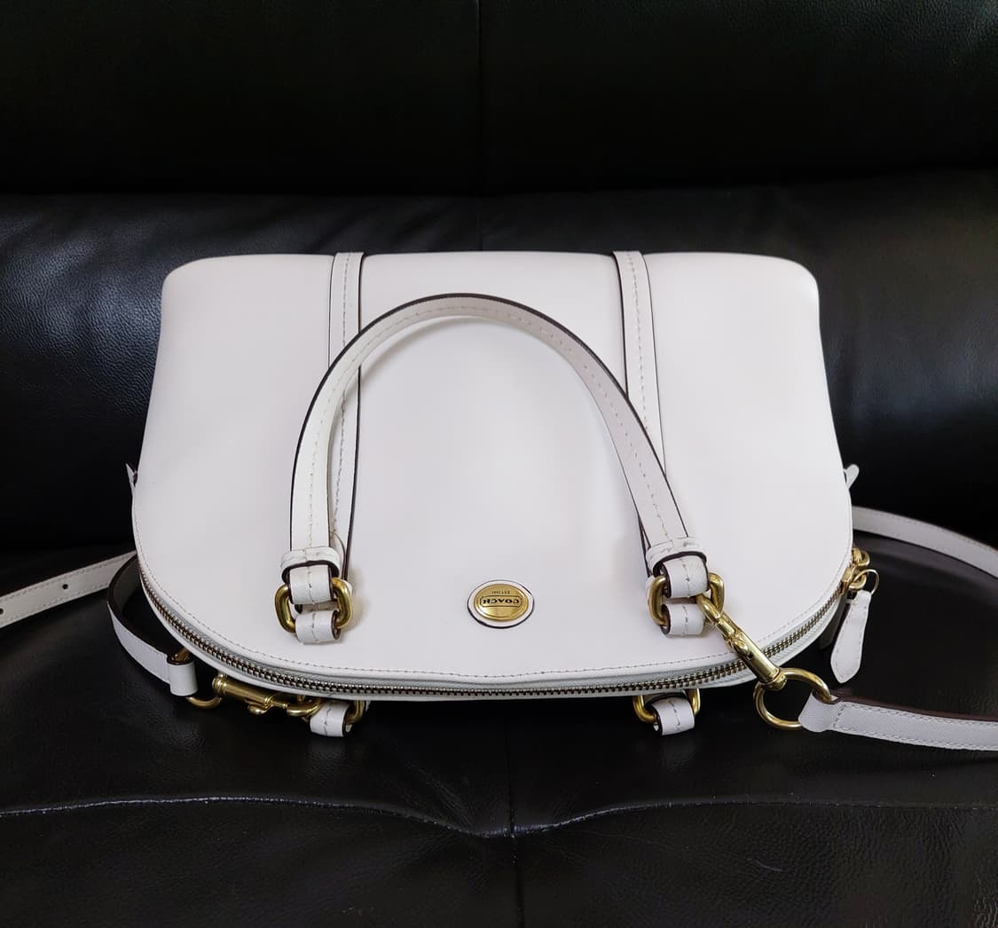 코치 페이튼 레더 코레 돔 사첼백

 상품이미지4