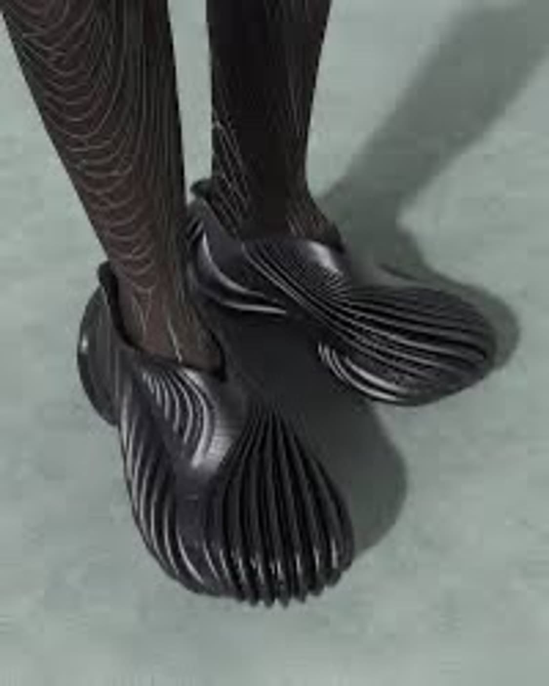 얼라이브폼 아르미스 로우 상품이미지1