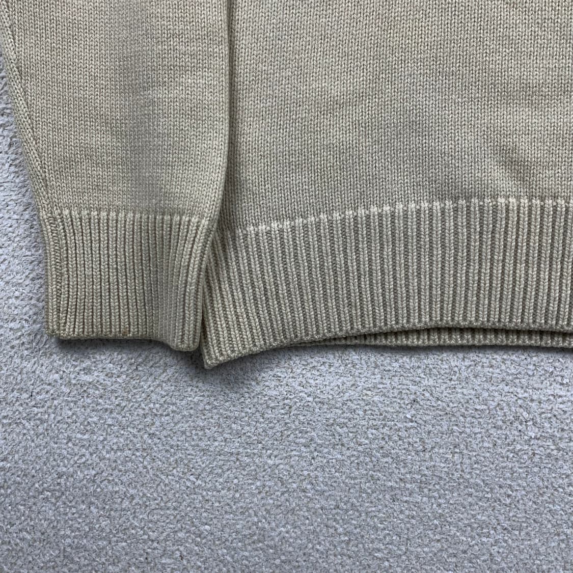 CP컴퍼니 쿼터집업 버튼 울 니트 아이보리  상품이미지5