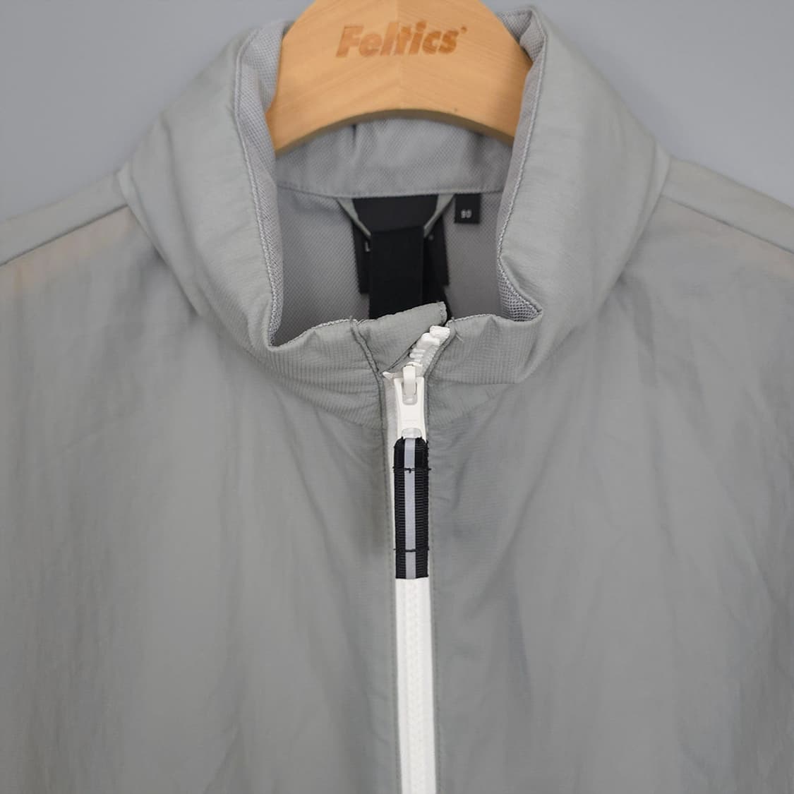 라푸마 Lafuma 라이트 그레이 바람막이 점퍼 90 상품이미지2