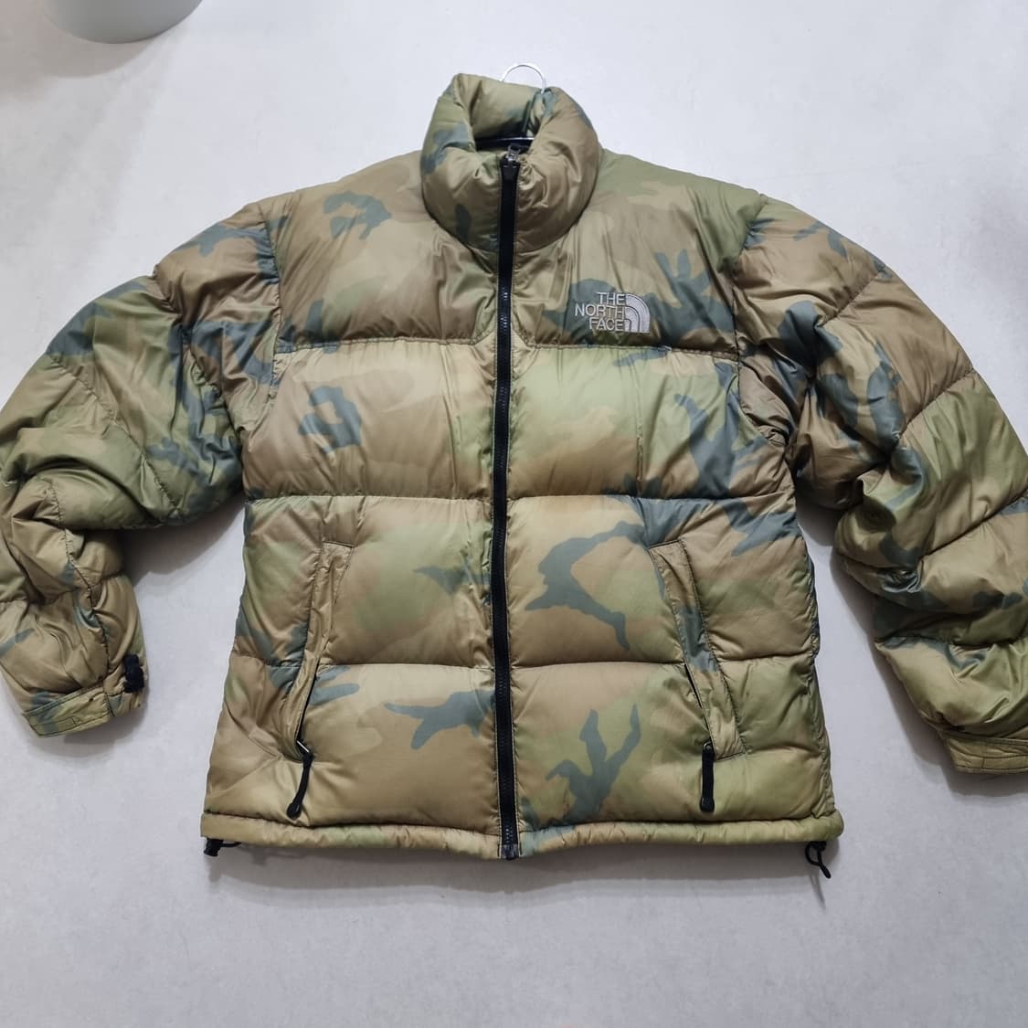 노스페이스 카모 눕시 패딩 상품이미지1