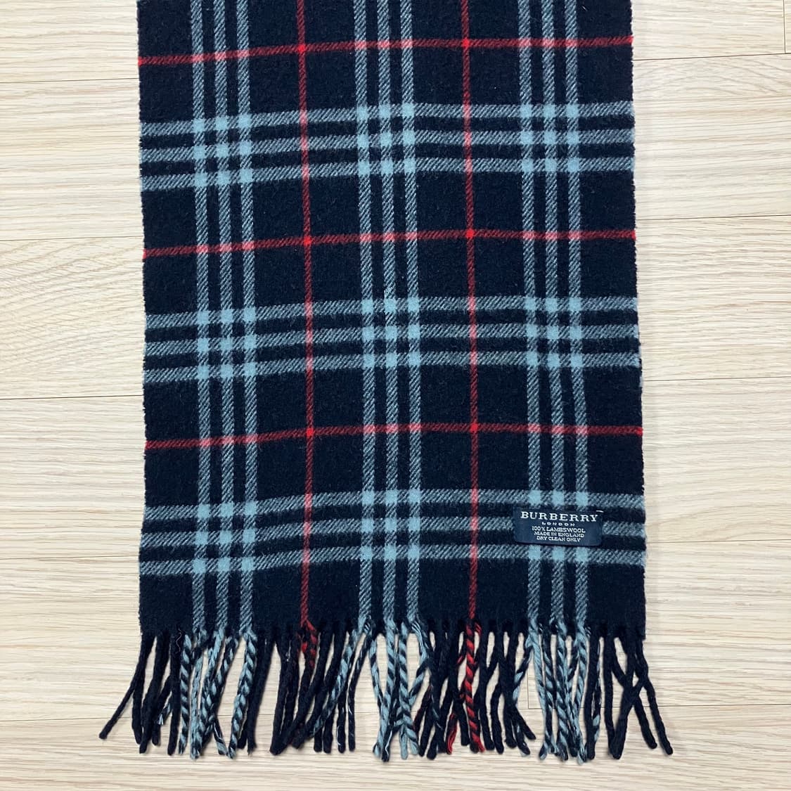 [정품] 버버리 네이비 노바체크 램스울 머플러 (burberry) 상품이미지4