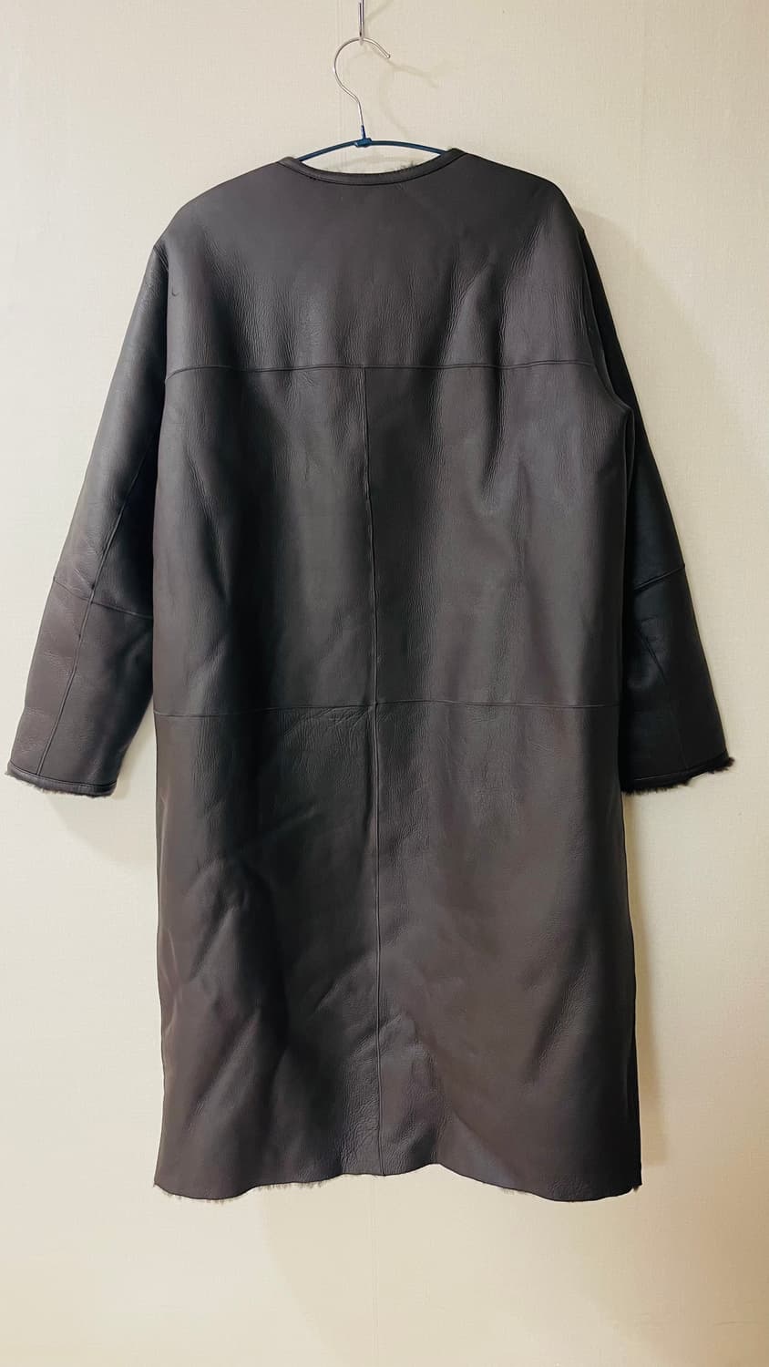 택달린새상품) 데코 천연양모 쉬어드 리버시블 롱 무스탕. 정가 530만원 상품이미지8