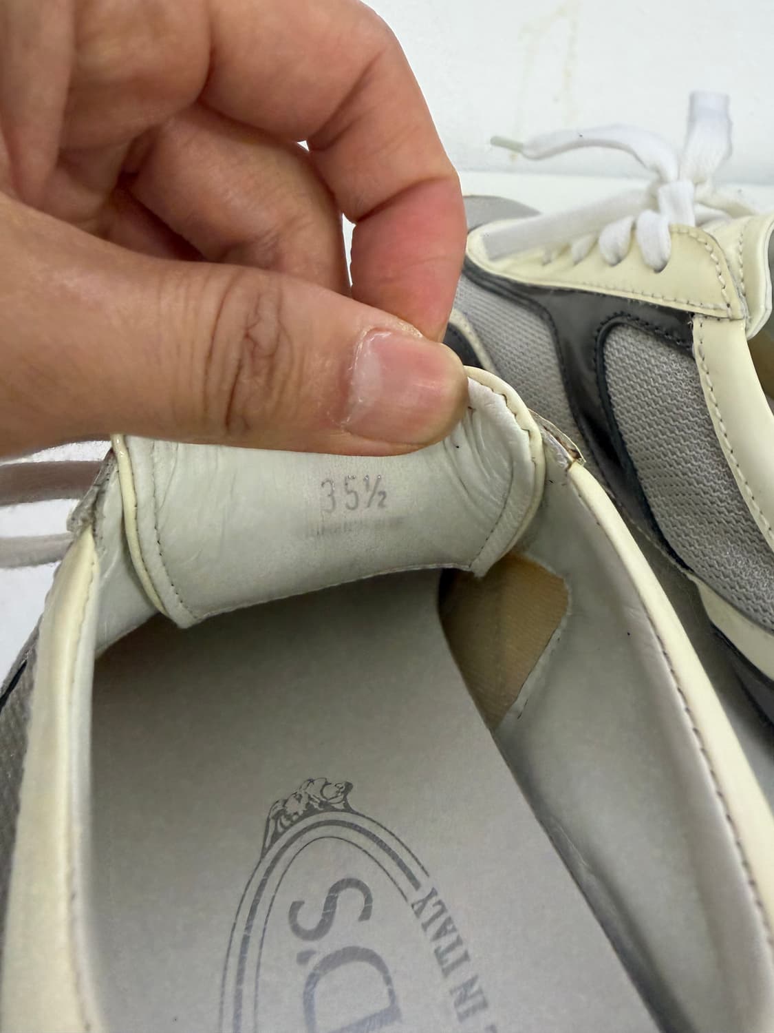 새제품) TODS 토즈 정품 여성 스니커즈 35.5 상품이미지9