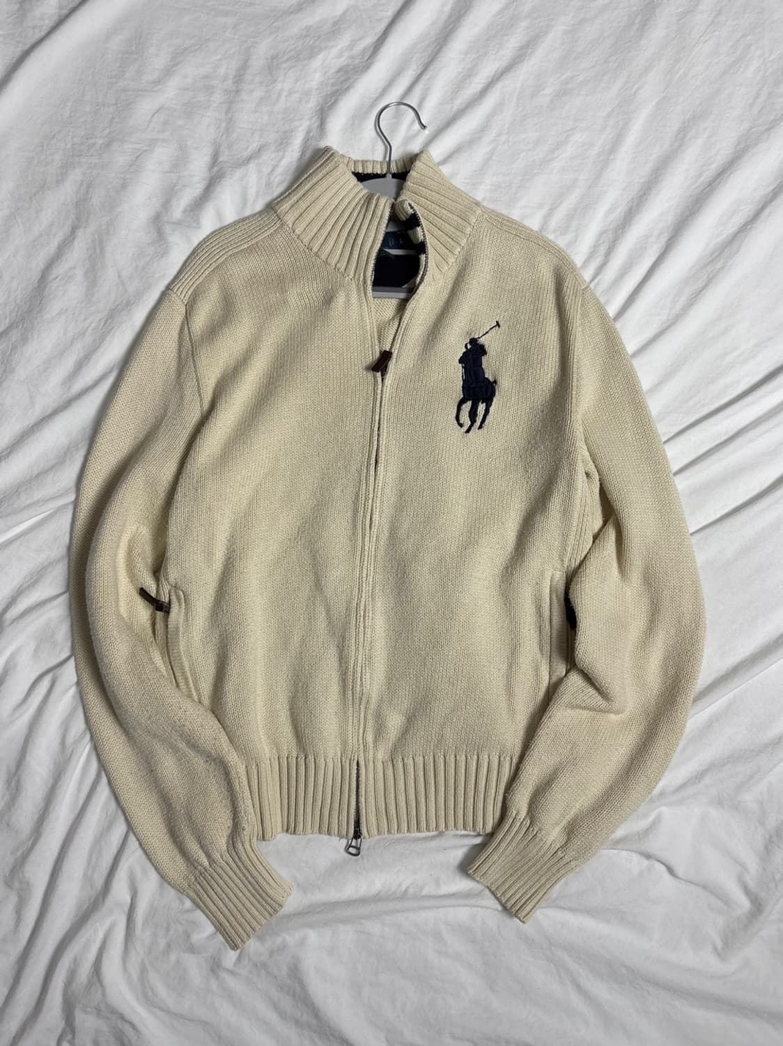 폴로 빅포니 바닐라 니트집업 상품이미지3