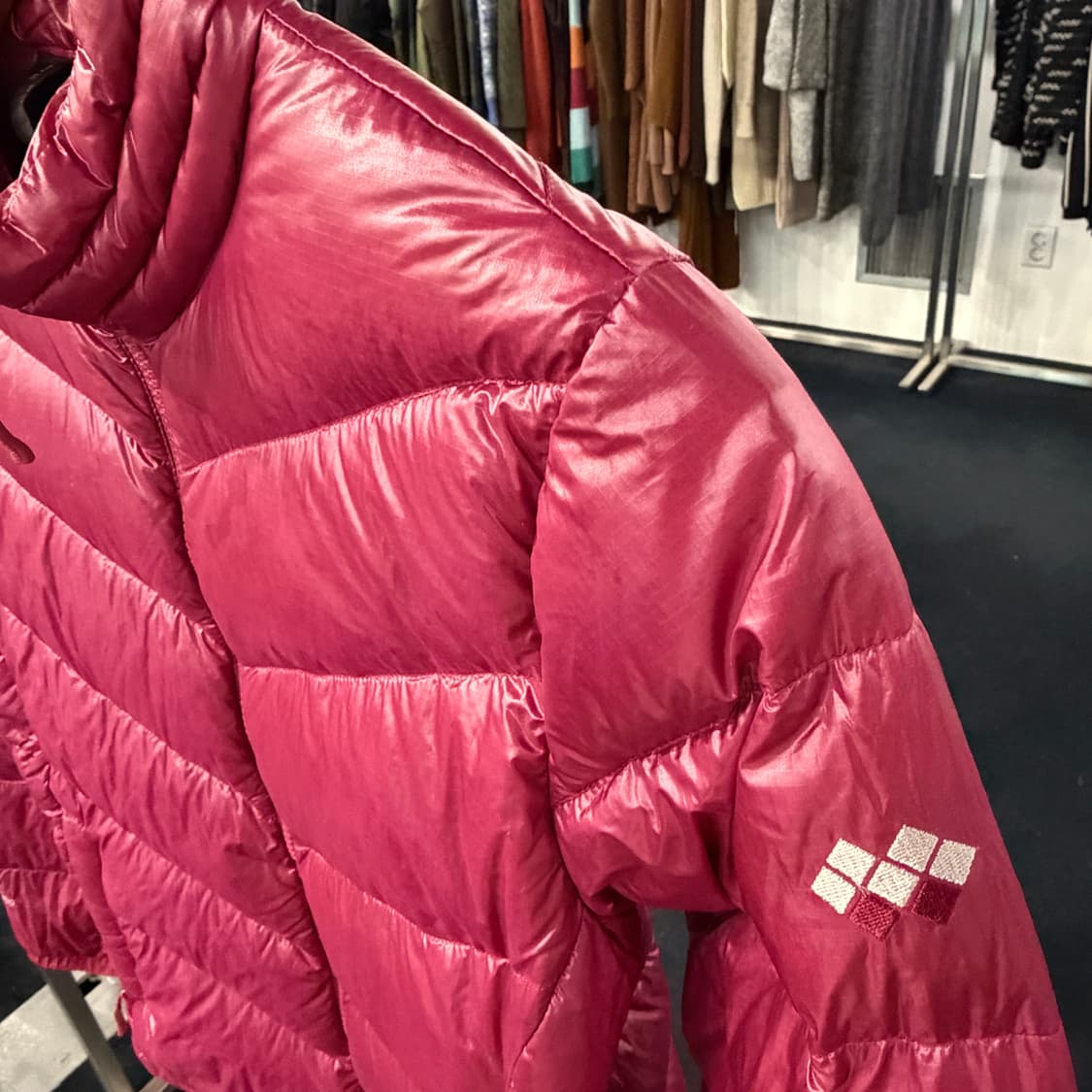 [S] 몽벨 구스다운 경량패딩  상품이미지3