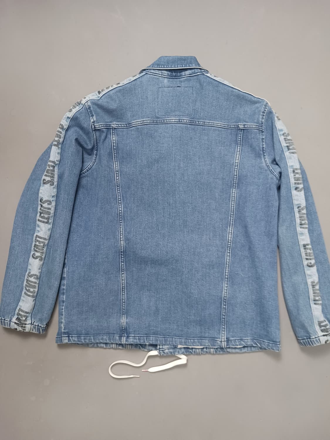 [L] 리바이스 프리미엄 트랙 코치 트러커 자켓 상품이미지6