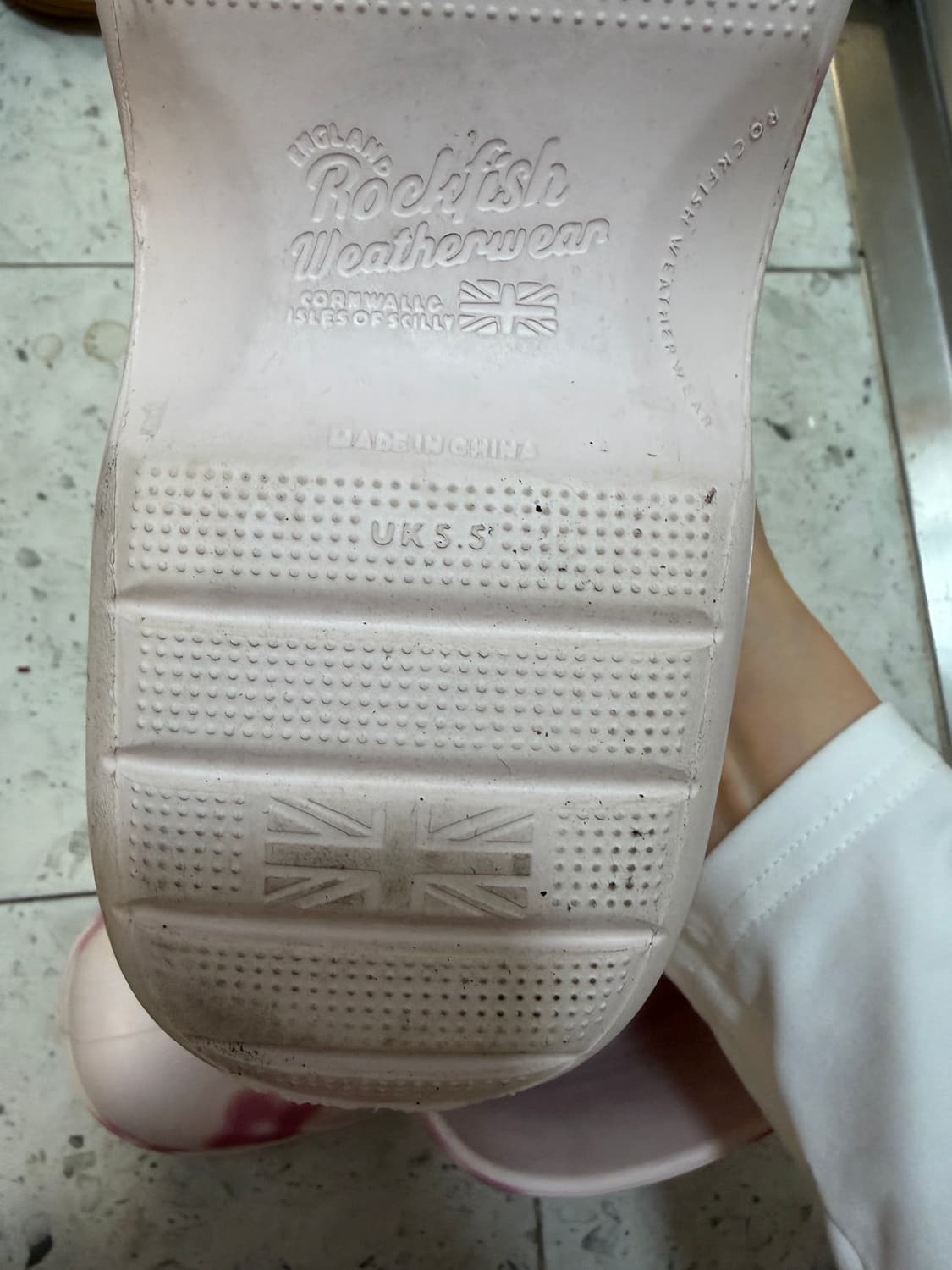 락피쉬X민주킴 콜라보 레인부츠 핑크 250 상품이미지10