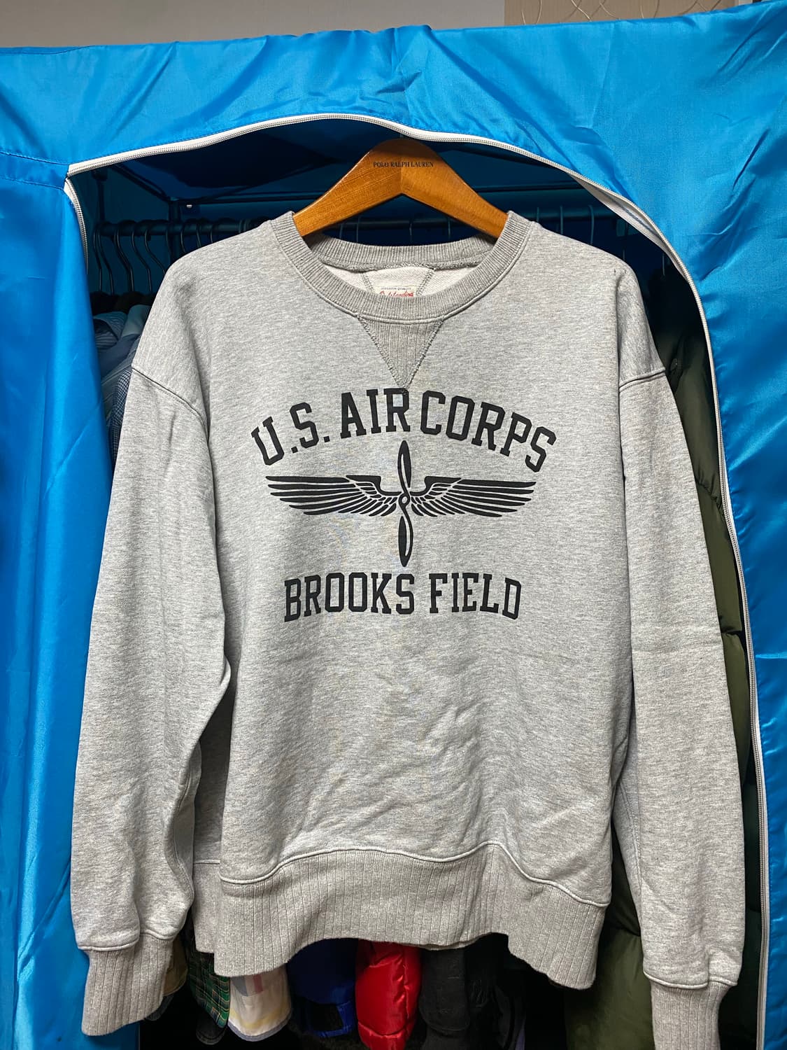 아웃스탠딩 U.S. AIR CORPS 맨투맨 상품이미지1