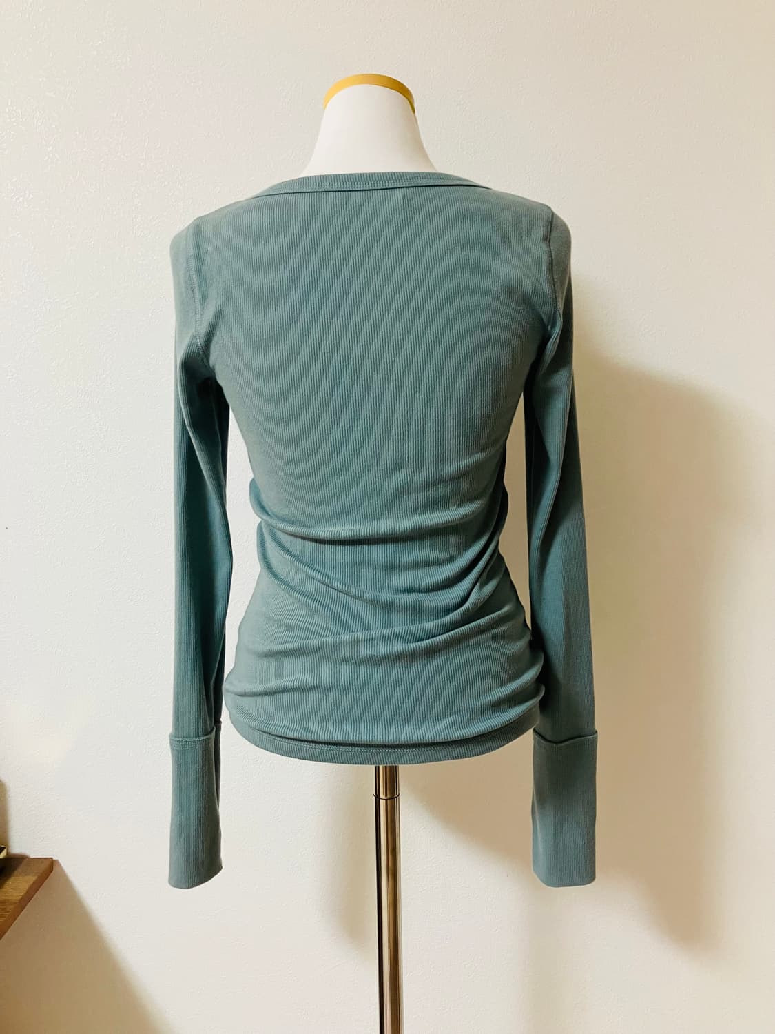 아베크롬비 골지티 헨리넥티 롱슬리브티 딱붙핏 xs 상품이미지3