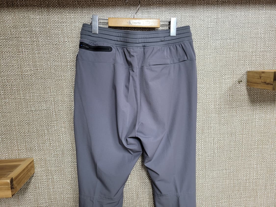 언더아머 XL 기능성 슬림핏 바지 상품이미지4