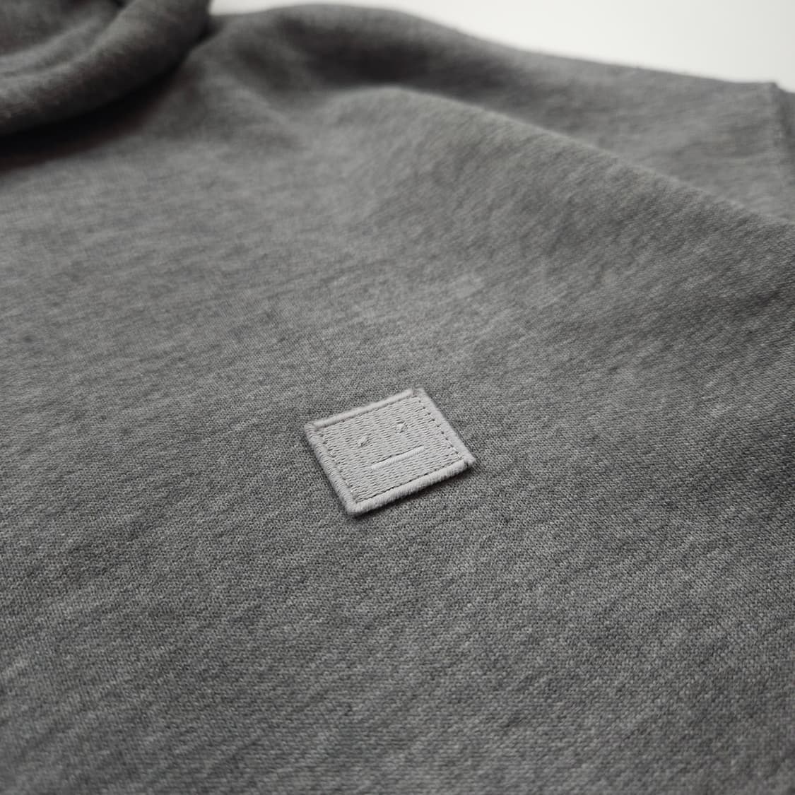 아크네스튜디오 페이스 로고 박시핏 스웻 후드 티셔츠 (XXL) 상품이미지3