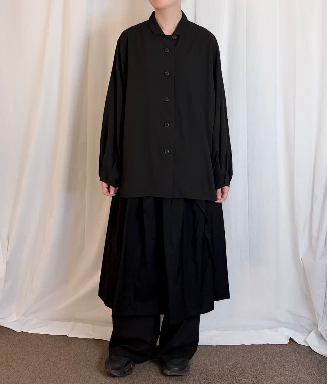 Volume Sleeve Oversized Shirt - Black 상품이미지1