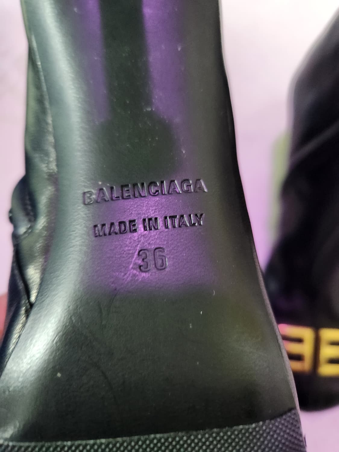 발렌시아가 BB 로고 앵클부츠 상품이미지6