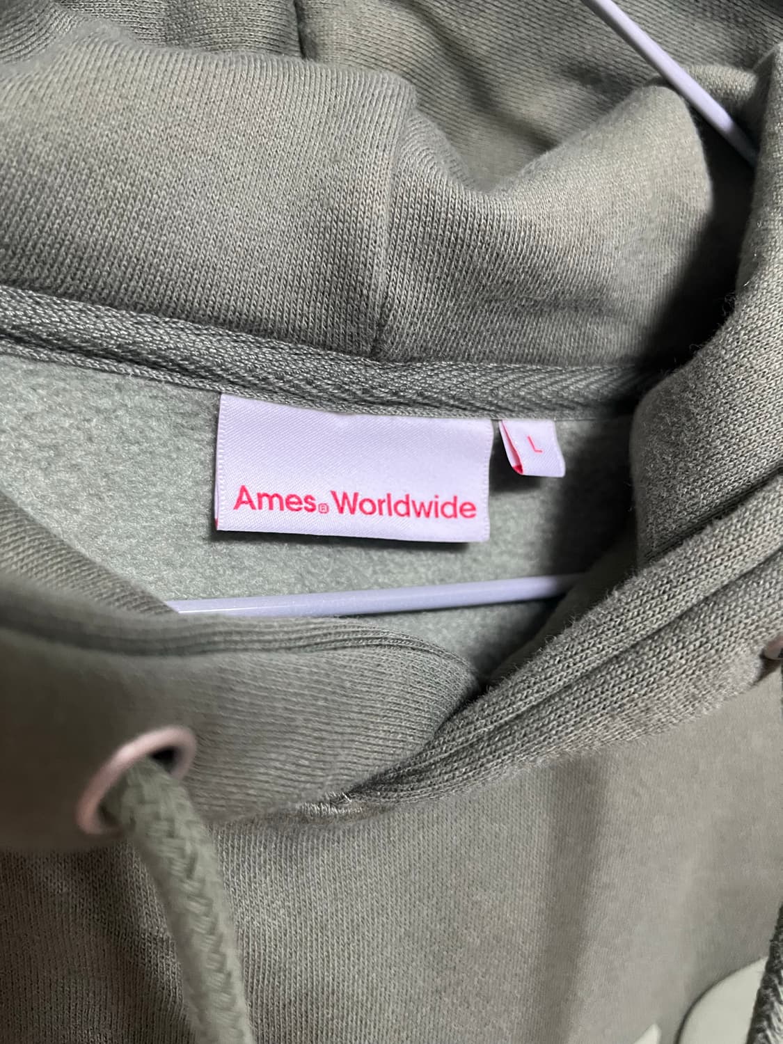 아메스(ames) 월드와이드 올리브색 후드티 상품이미지3