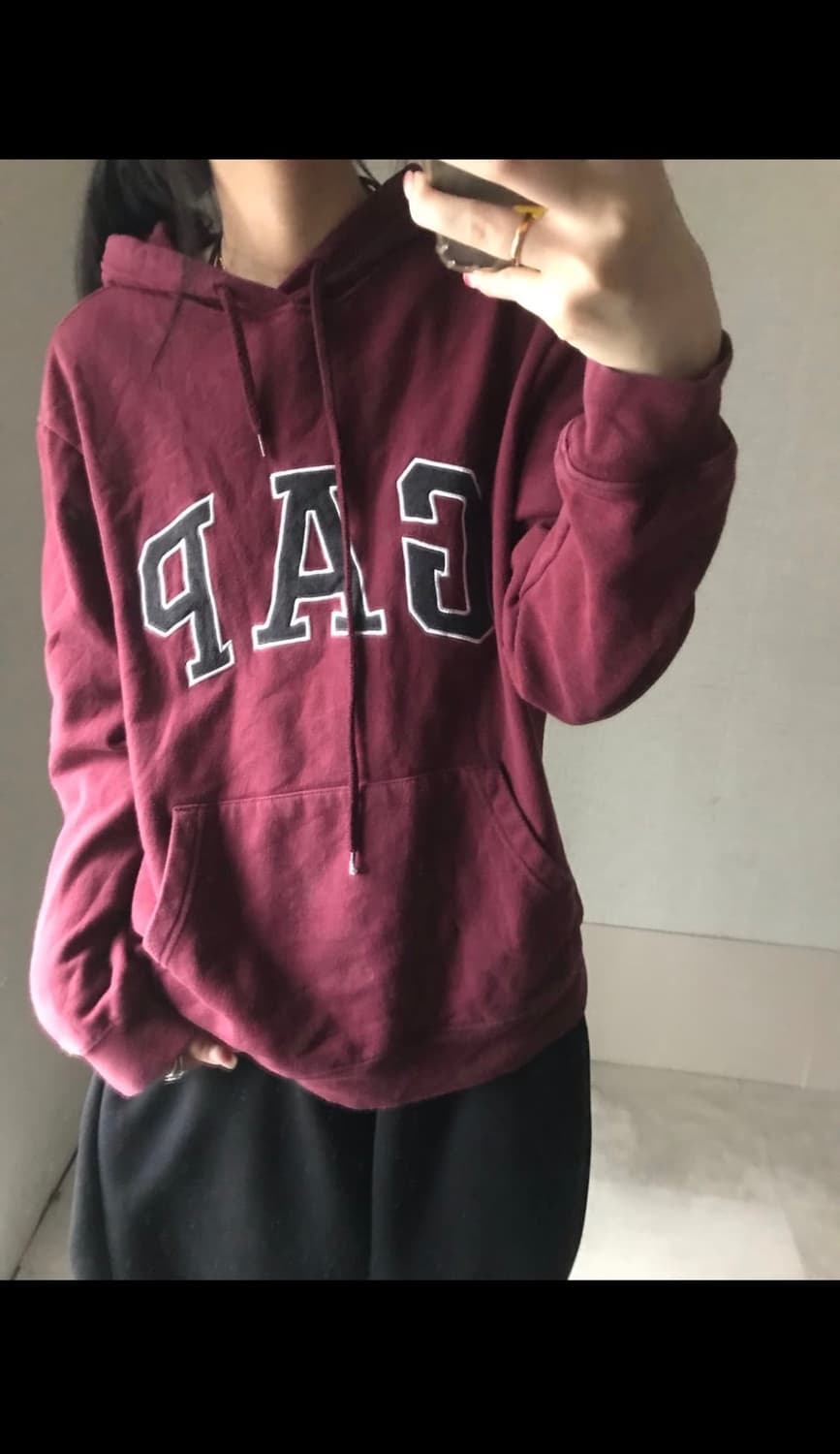 갭 버건디 후드티 상품이미지1