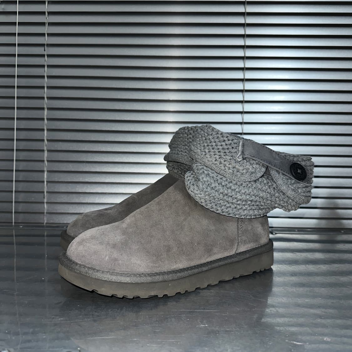 00s 그레이 니트 & 스웨이드 숏 어그 부츠 상품이미지2