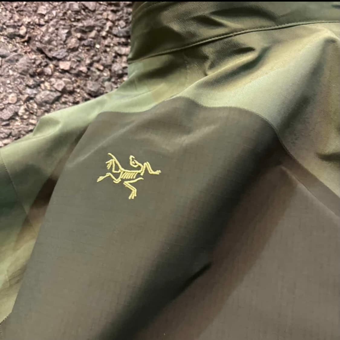 아크테릭스 사이드와인더 바람막이 상품이미지3