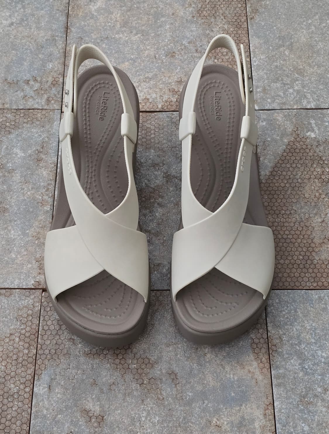 (240)크록스 브루클린 하이 웨지 샌들 상품이미지2