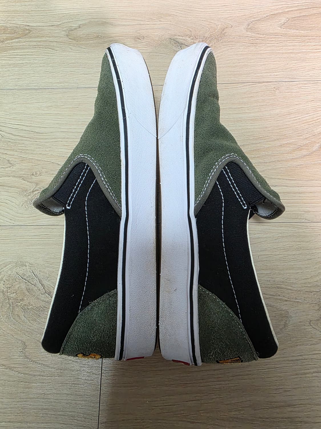 반스 컴피쿠시 슬립온 275 포레이저 블랙 멀티 상품이미지4