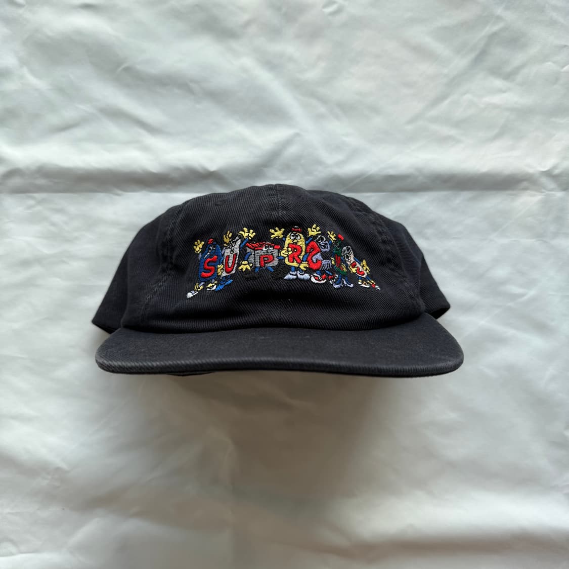슈프림 프렌즈 6패널 캡 블랙 상품이미지3