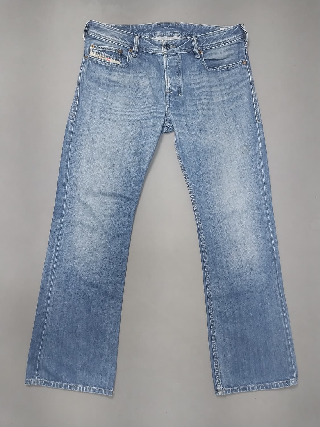 [31] 디젤 자티니 레귤러 부츠컷진 청바지 상품이미지1