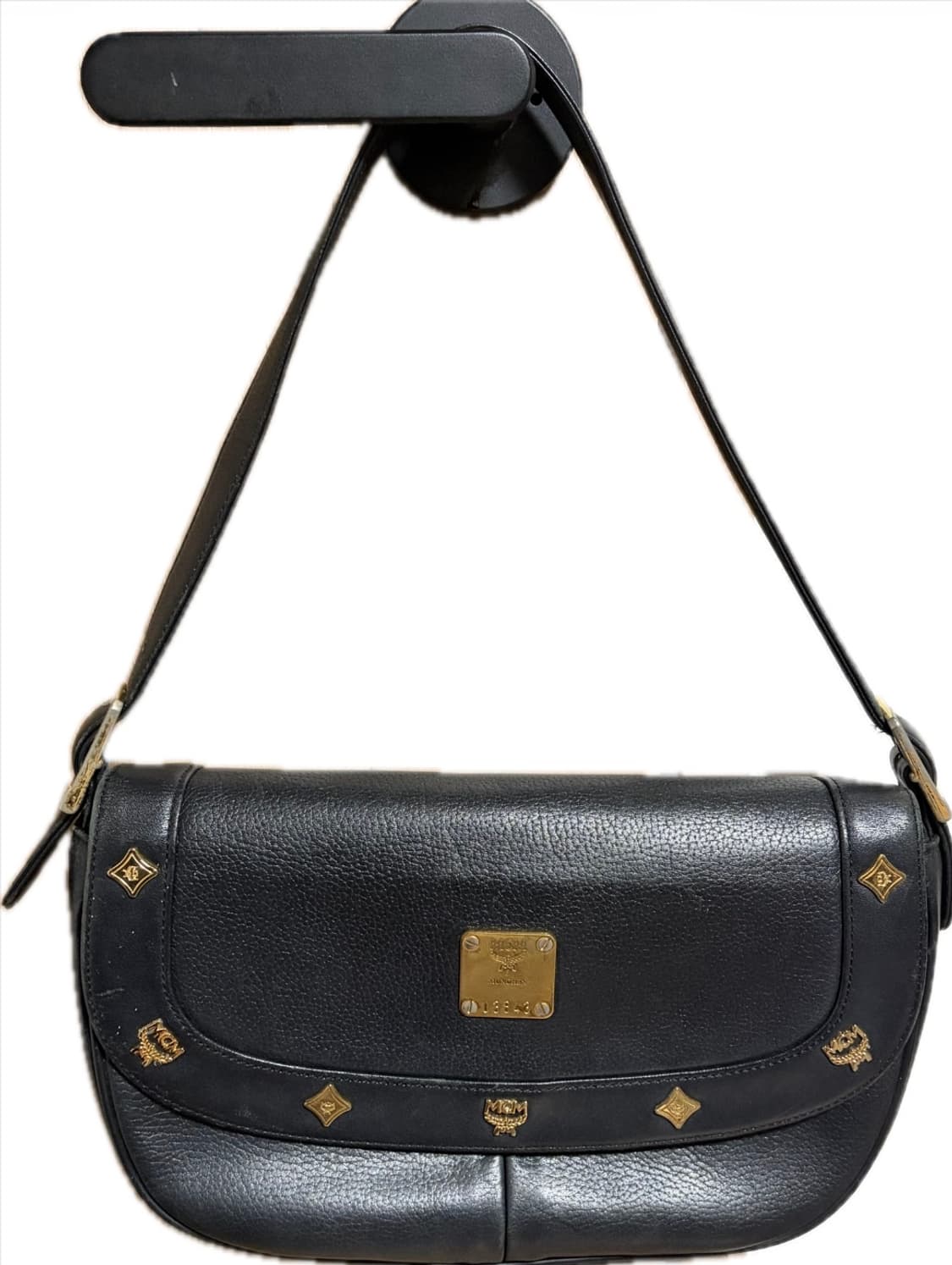 MCM 블랙 가죽 숄더백 상품이미지1