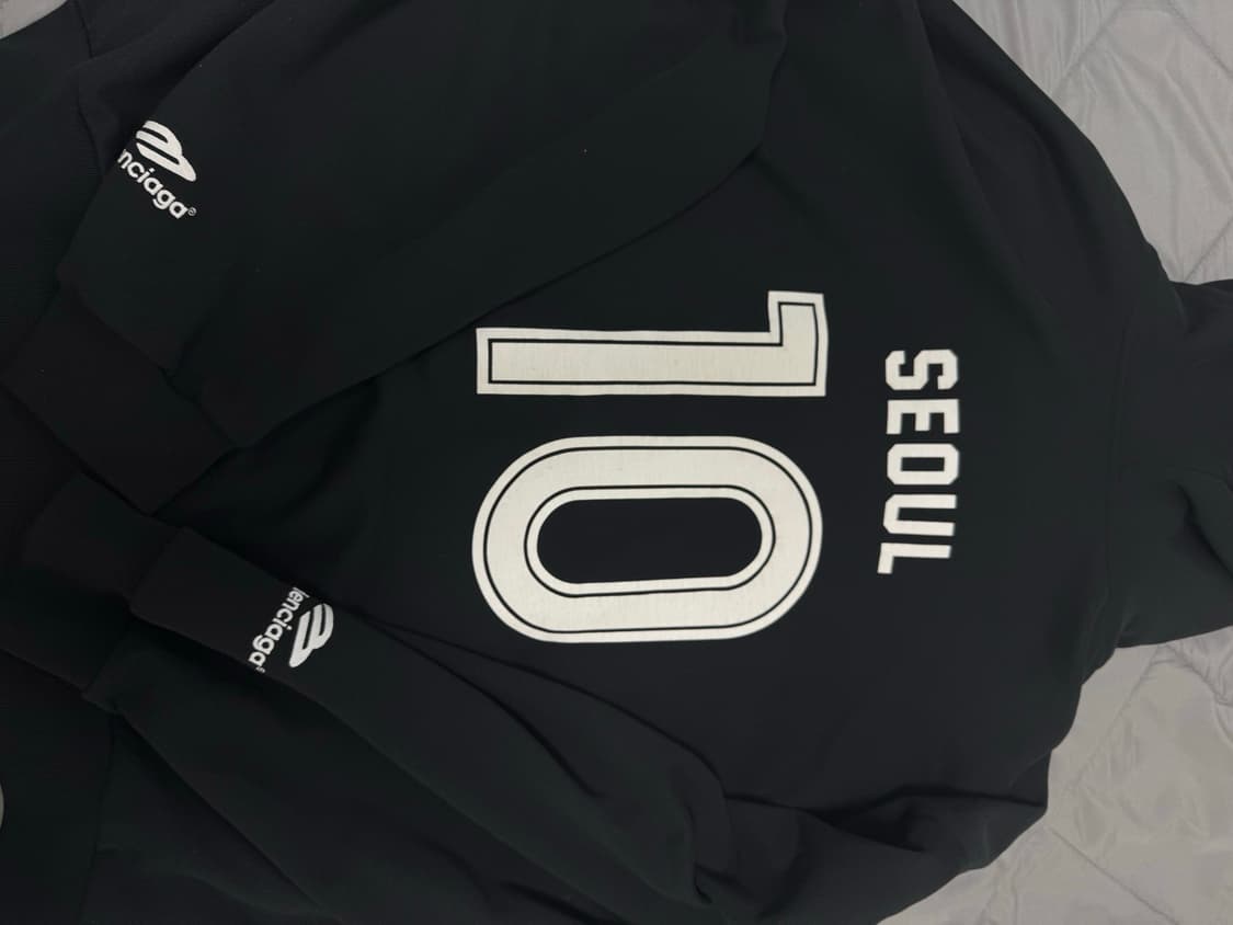 발렌시아가 사커 서울 후드집업(매장판) 상품이미지2