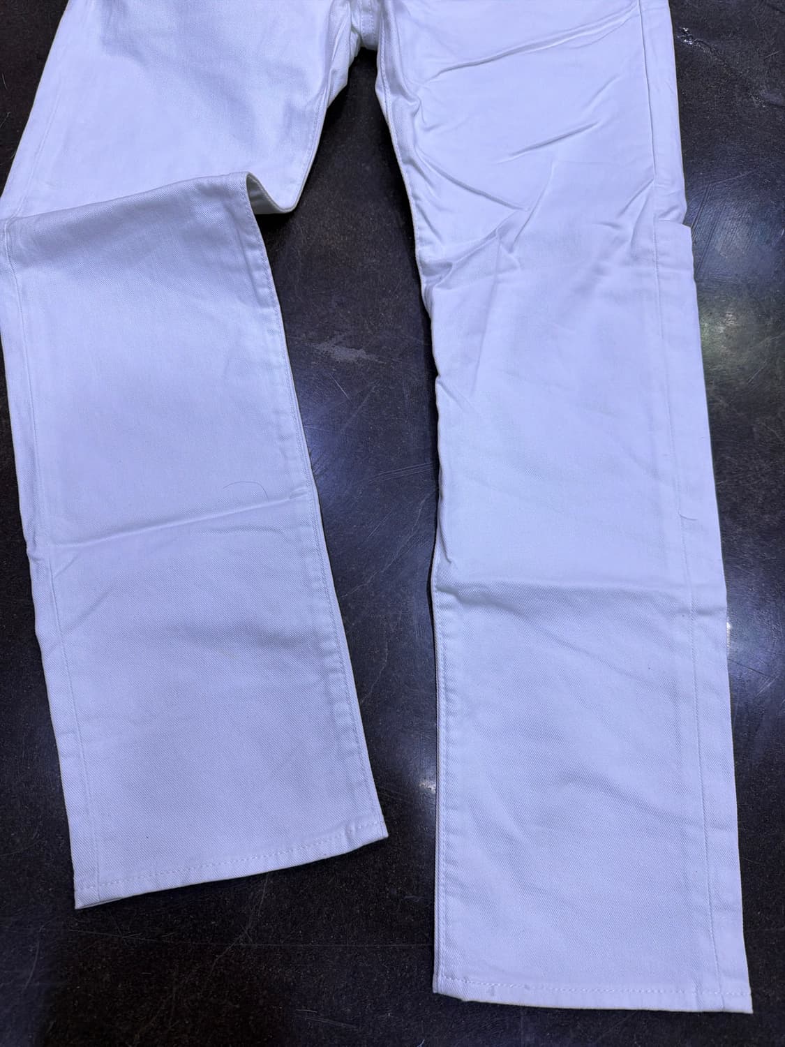 리바이스 502 레귤러 테이퍼드핏 화이트진 데님팬츠 30 상품이미지5