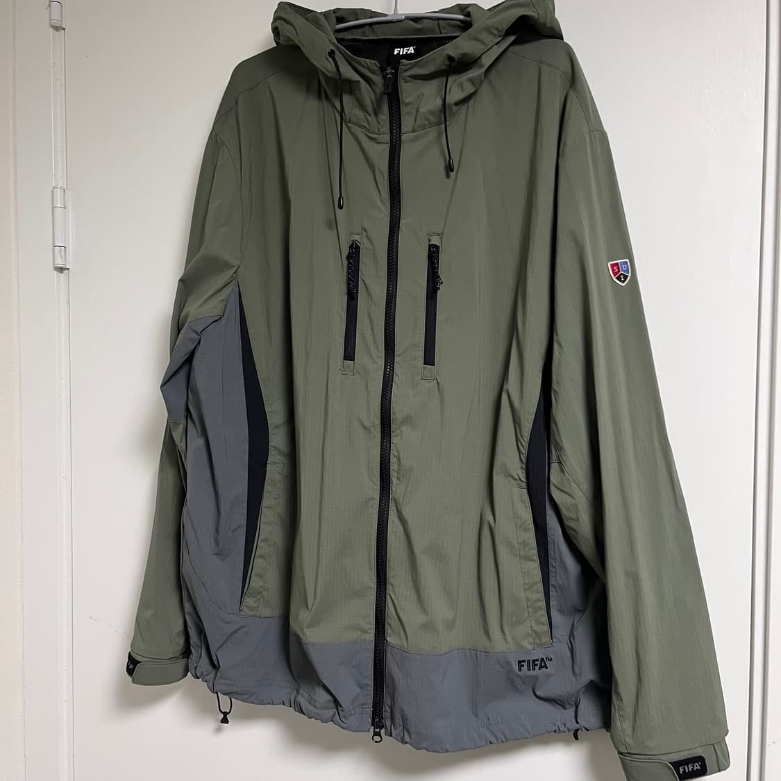 FIFA 올리브색 후드 바람막이 2XL 상품이미지1