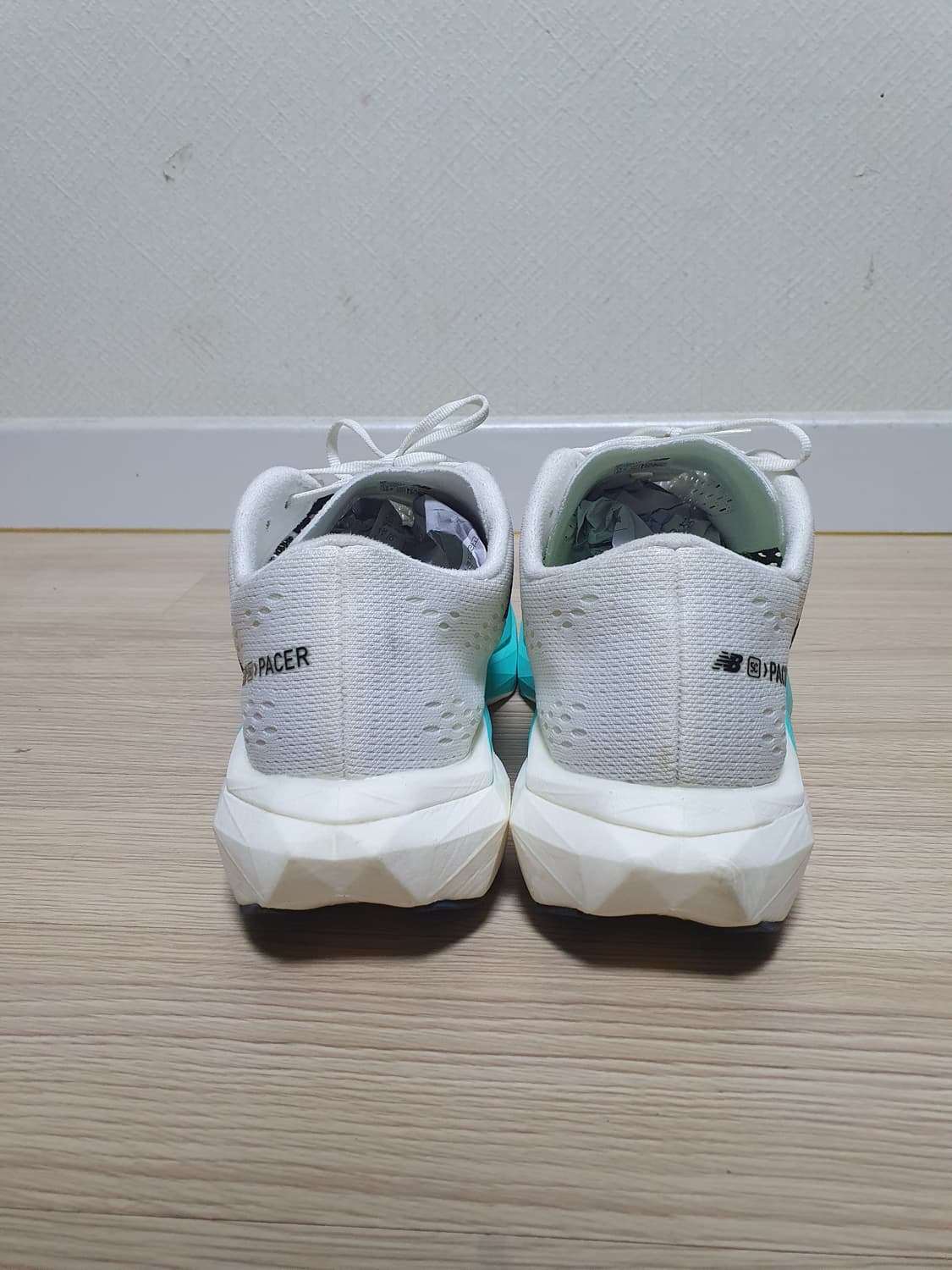 뉴발란스 퓨어셀 SC 페이서 v2 런닝화 300 상품이미지5