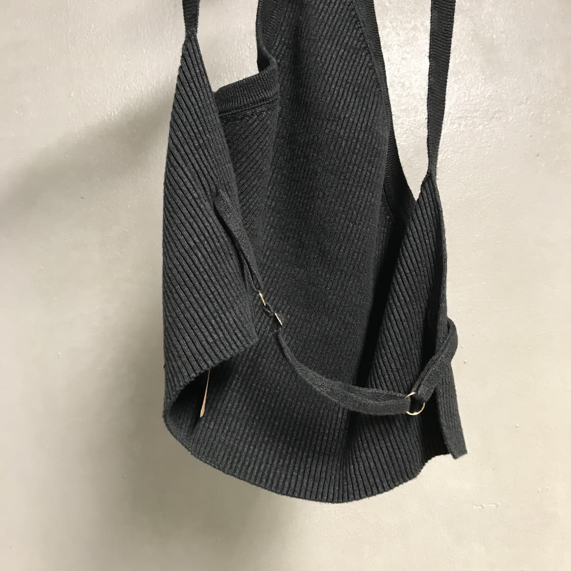 자크뮈스 슬리브리스 니트 탑 36(W) 상품이미지4