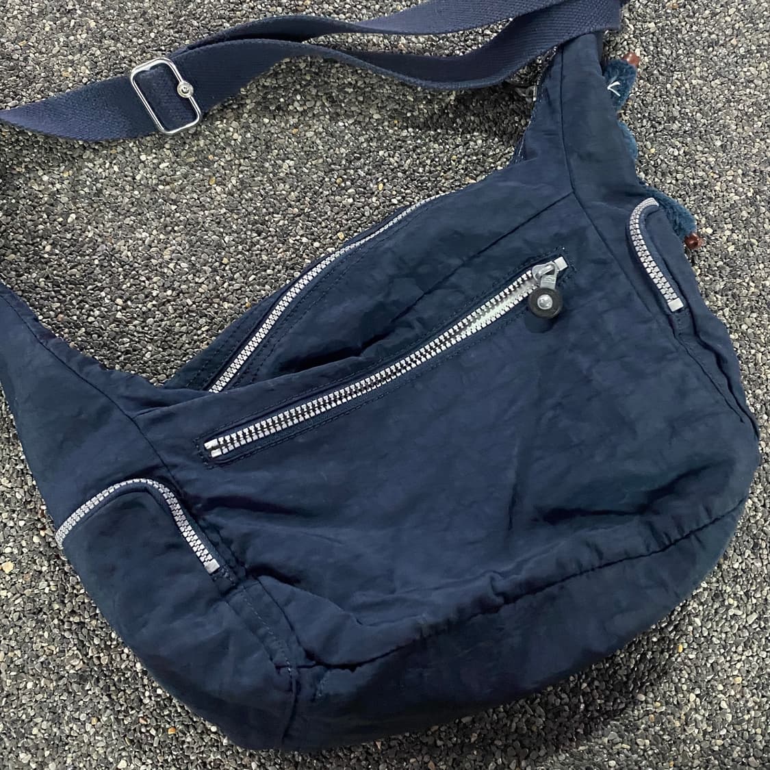 키플링 키링 네이비 멀티포켓 숄더 크로스백 B4424 상품이미지4