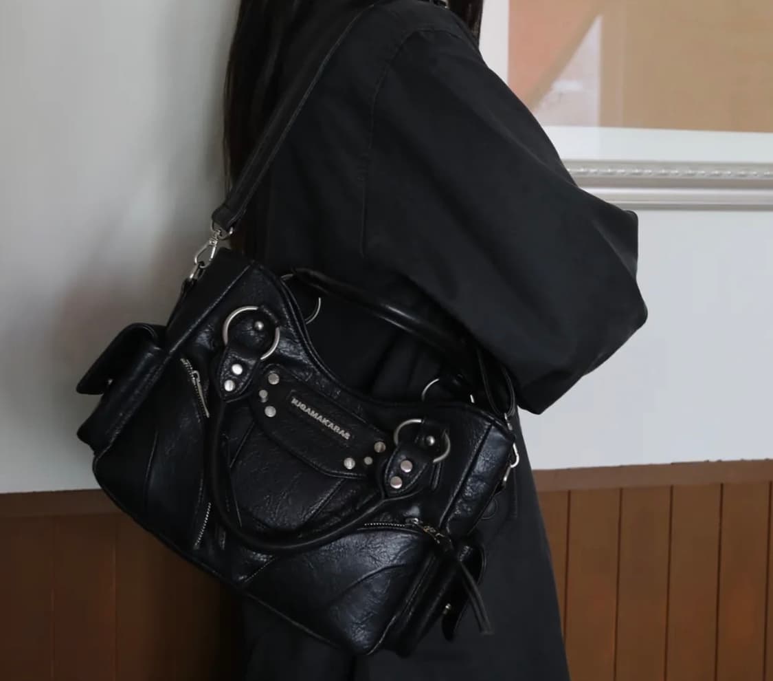 이우가마카라스 스터드 레더 미니 숄더백 상품이미지3