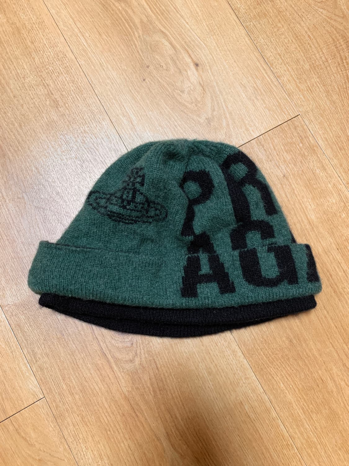 비비안웨스트우드 레이어드 비니 상품이미지1