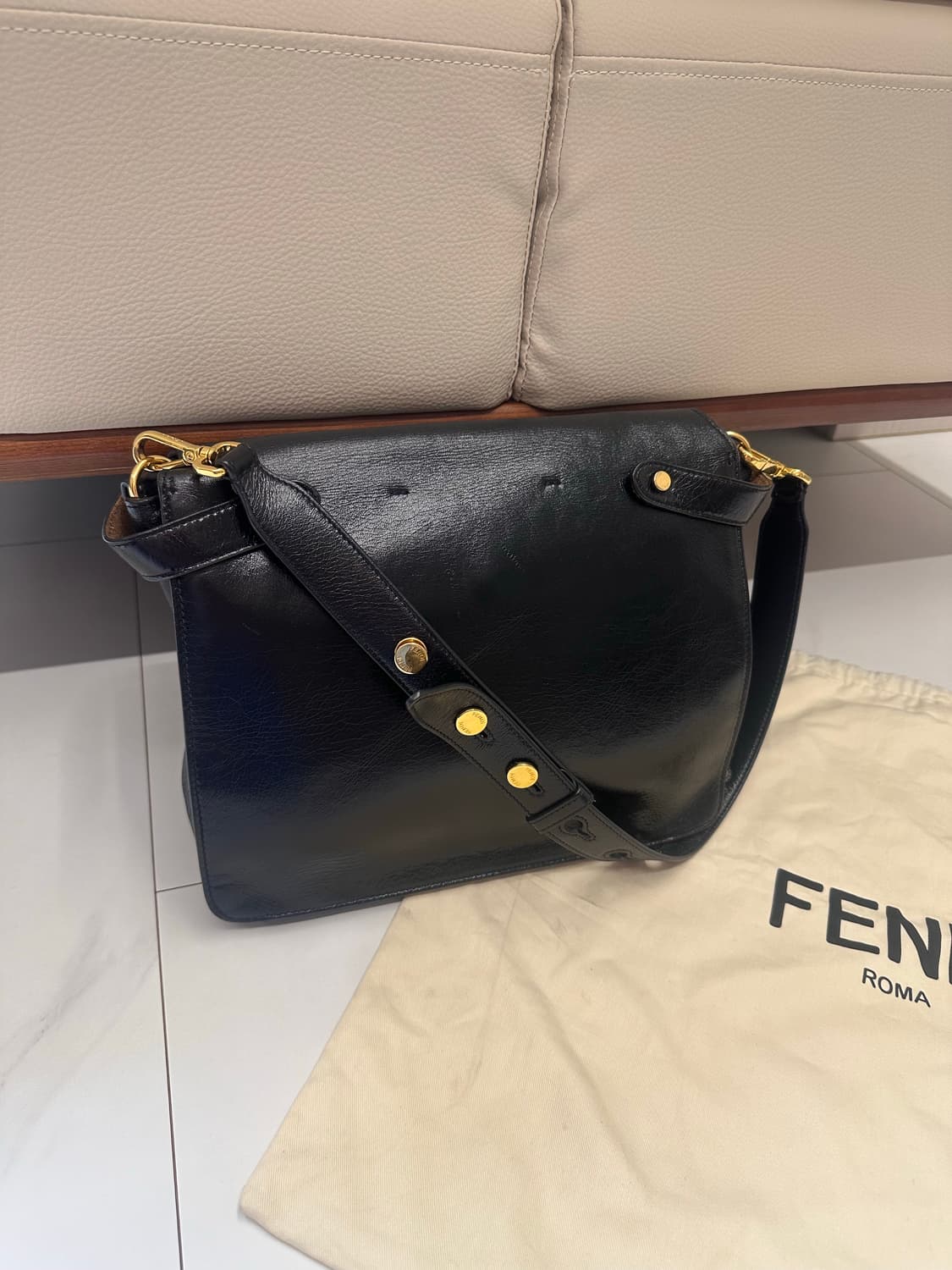 펜디 FF 가방 캔유 라지 숄더백 칸유 가방 블랙 상품이미지2