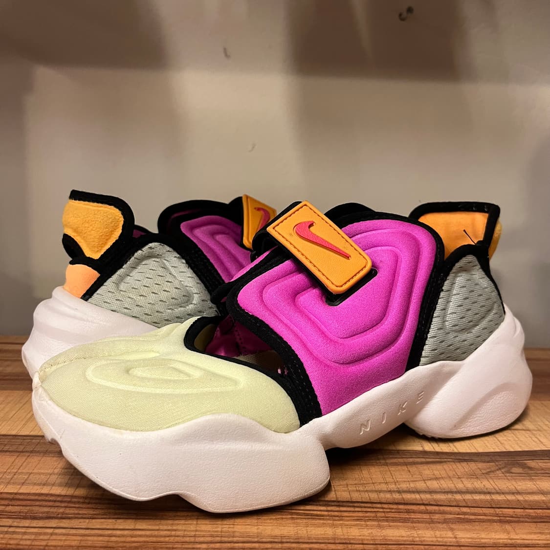 나이키 에어리프트  상품이미지1