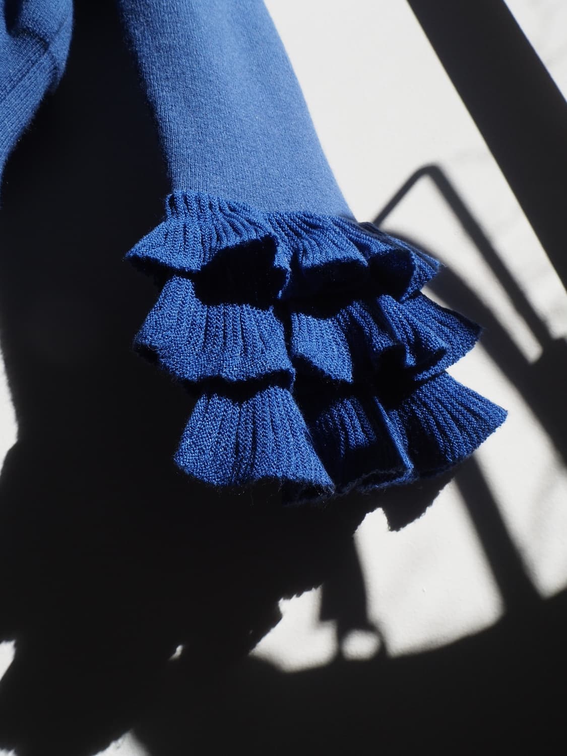 LOU LOU WILLOUGHBY frill sleeve knit 상품이미지1