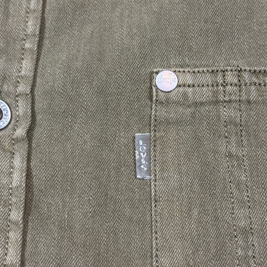 L) 리바이스 실버탭 오버사이즈 올리브 카키 셔츠 상품이미지4