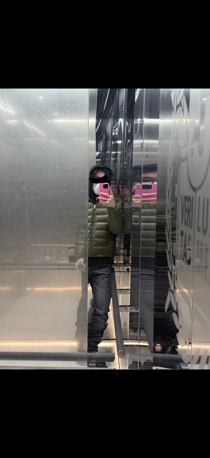 [48] 프라다 경랑패딩 카키 상품이미지2