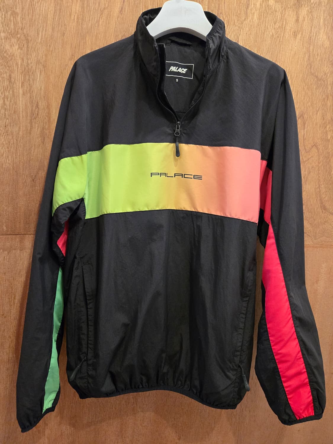 팔라스 페이더쉘탑 바람막이 상품이미지1