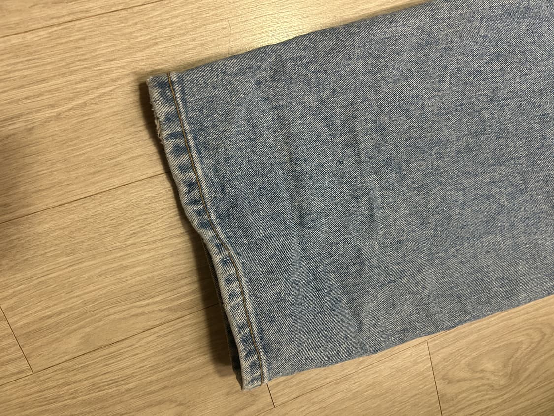 이알티알 Vogon Thumbs Up Girl Denim Pants M 상품이미지4