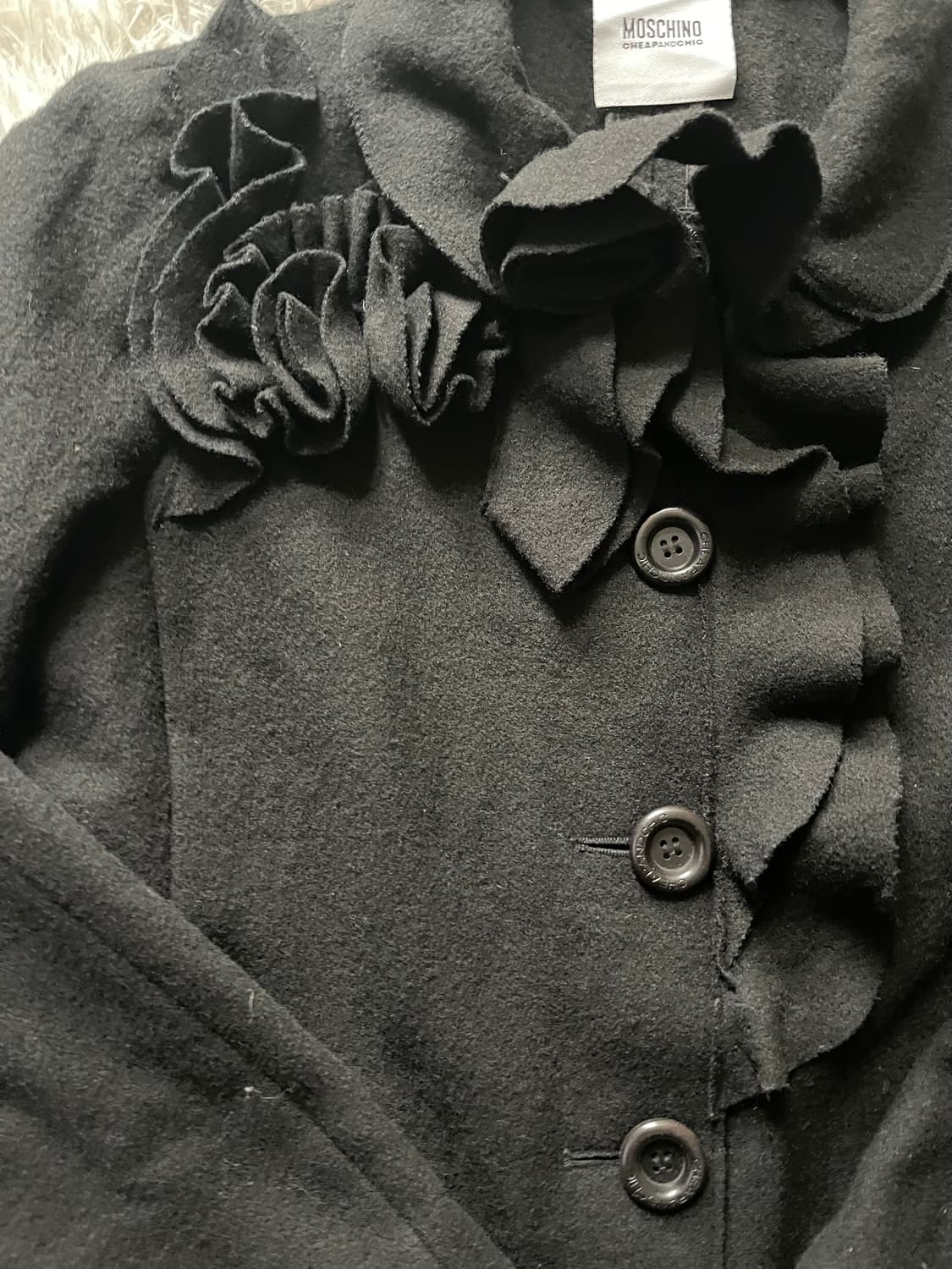 모스키노 블랙 프릴 장식 울 코트 상품이미지2