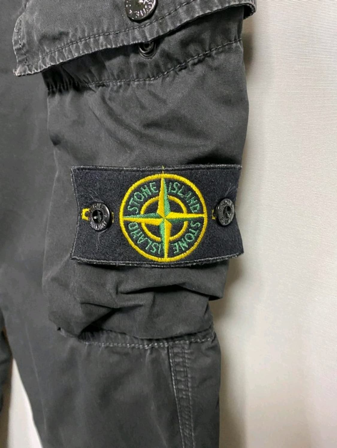 스톤아일랜드 카코팬츠 상품이미지3
