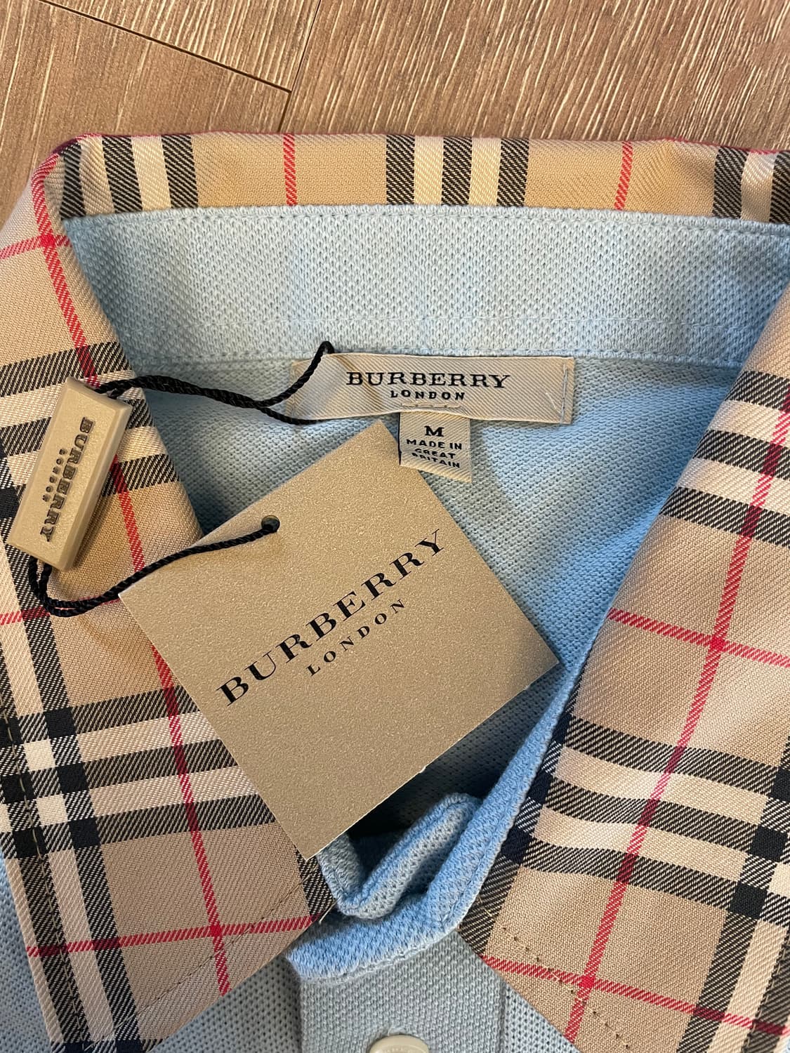 버버리 카라티 맨즈 M 새상품 상품이미지3