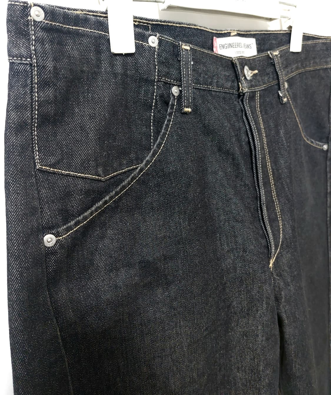 리바이스 엔지니어드 데님 흑 청바지 36 상품이미지4