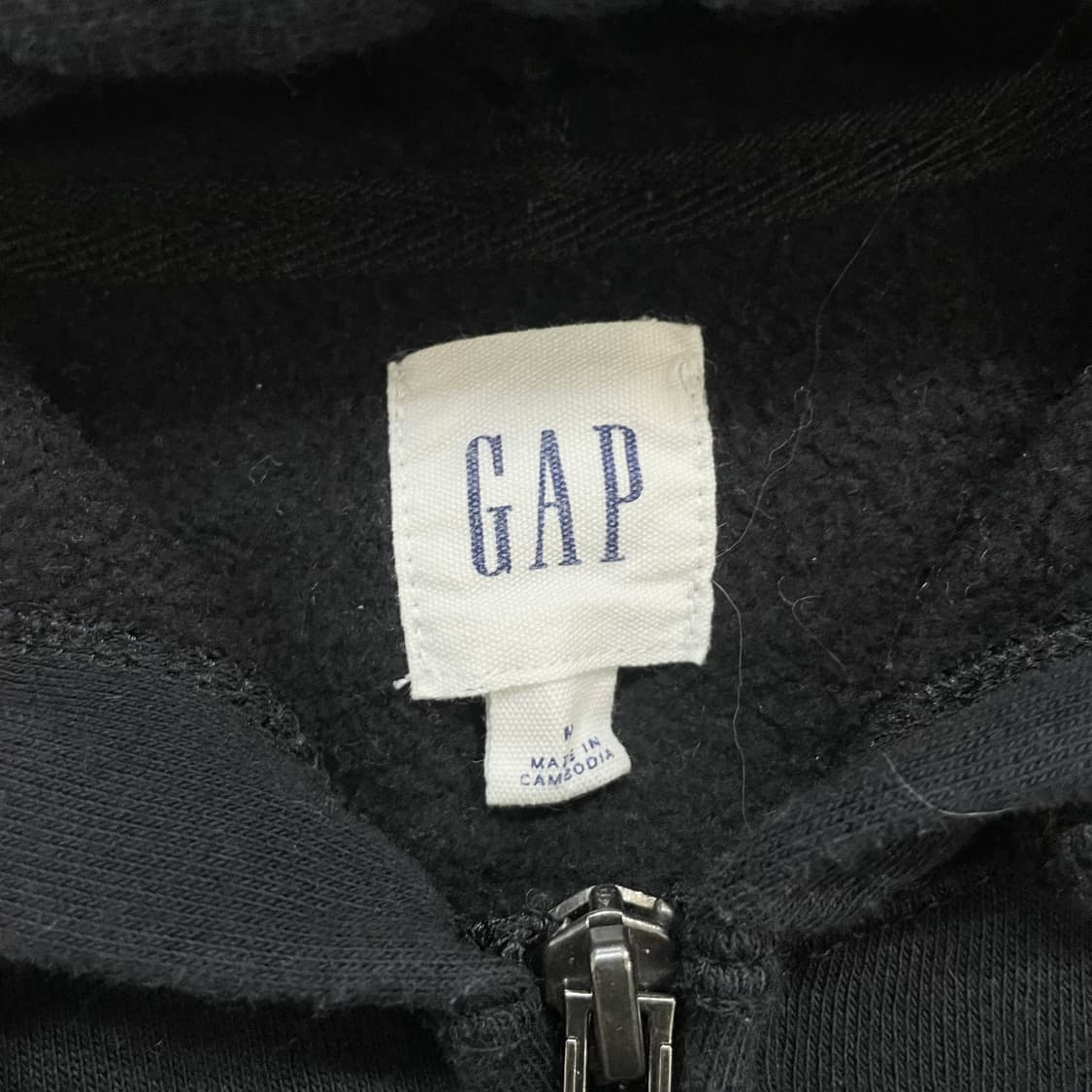 갭 Gap 스펠 로고 후드집업 블랙 상품이미지4