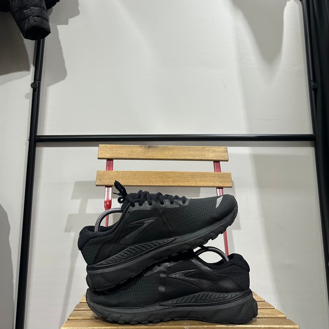 275) 브룩스 런닝화 남자 남성 운동화 아드레날린 GTS 블랙 상품이미지7