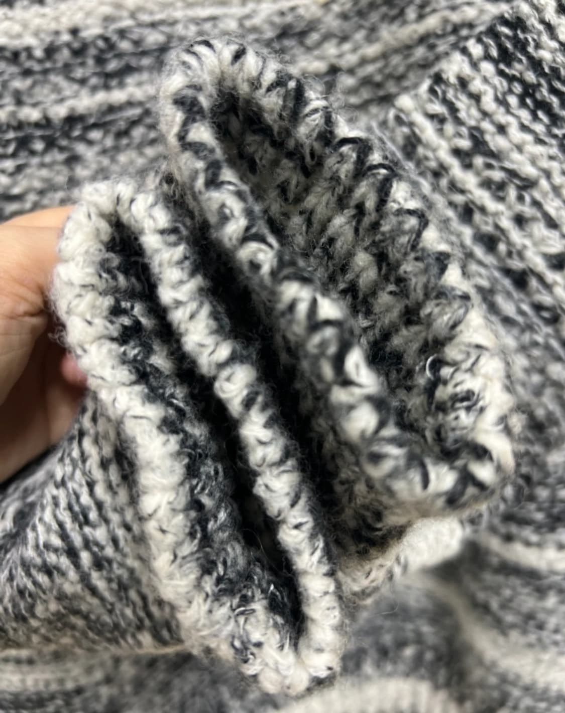 타임 남성 스트라이프패턴 울니트

 상품이미지5