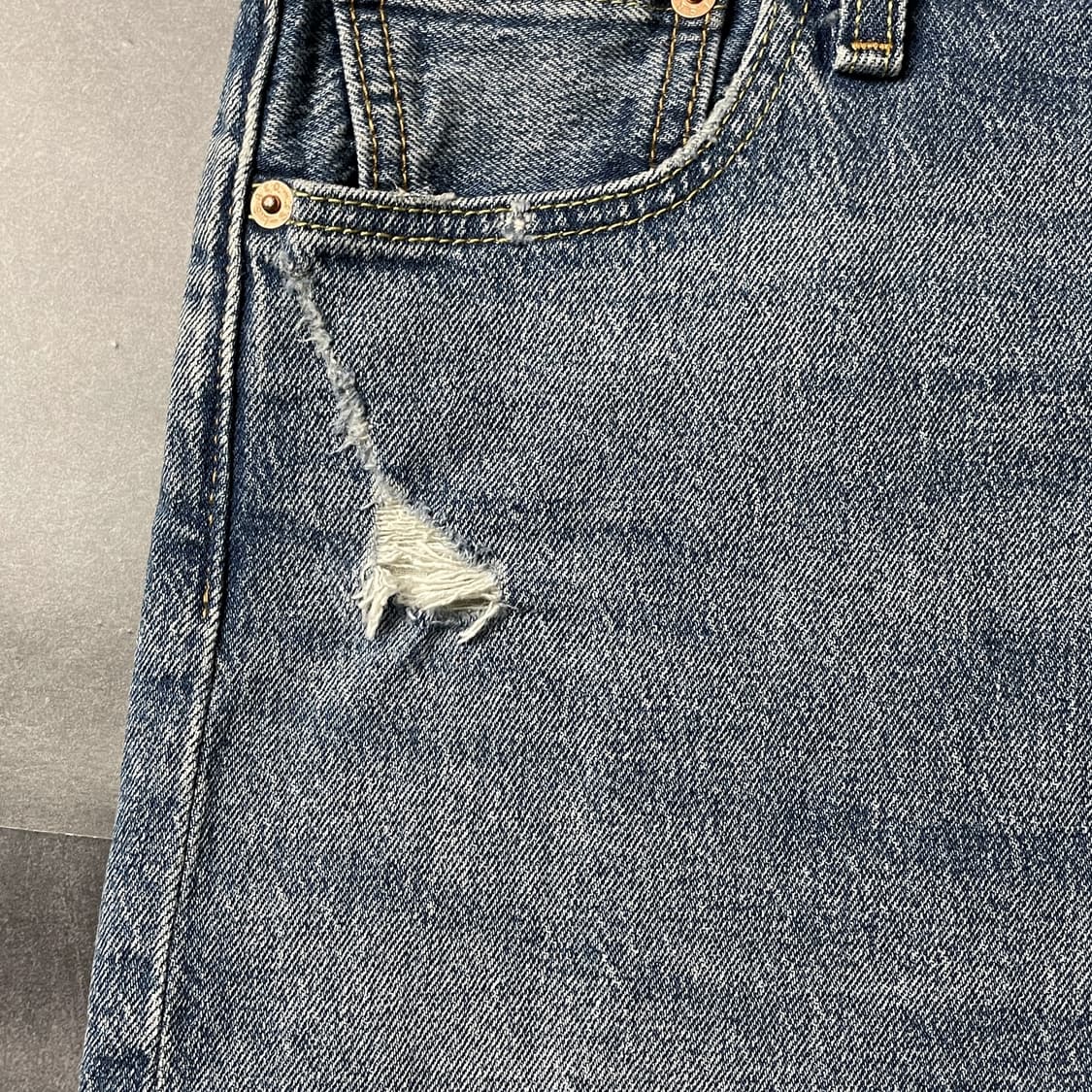 LEVI'S 리바이스501 빈티지 중청 데님 하프팬츠 A01167 상품이미지5
